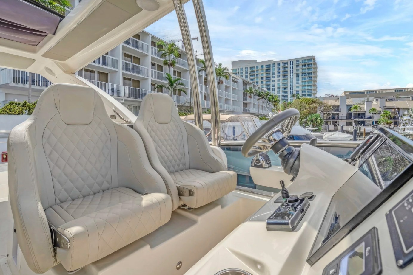 Recover Boat Seats Guide for Restoring Marine Comfort and Style